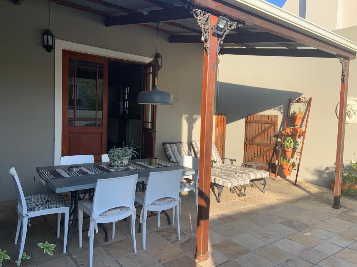 La Gratitude Self Catering Cottage Franschhoek Kültér fotó