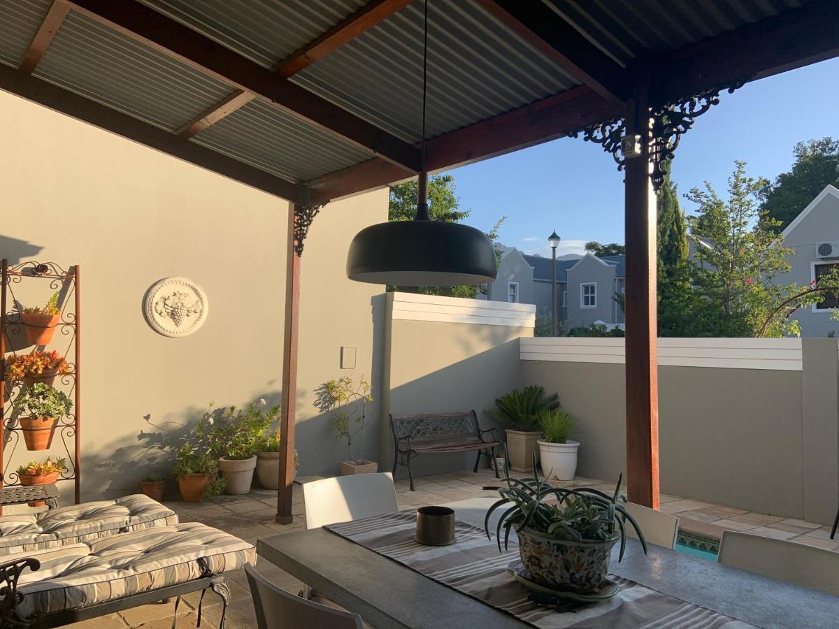 La Gratitude Self Catering Cottage Franschhoek Kültér fotó